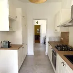 Histoire De Loire La Gabare Guest house